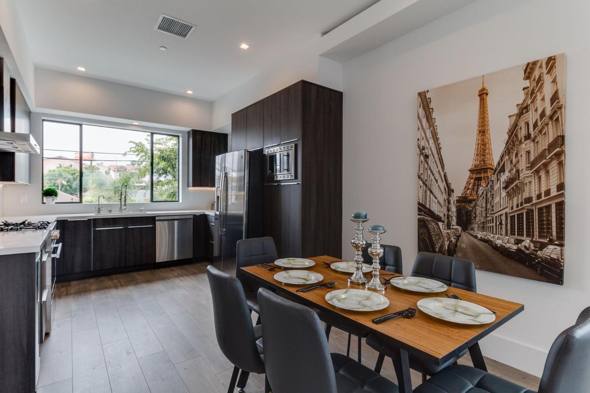 Luxury Modern 4 Bedroom With Rooftop Deck #4 Hébergement de vacances *